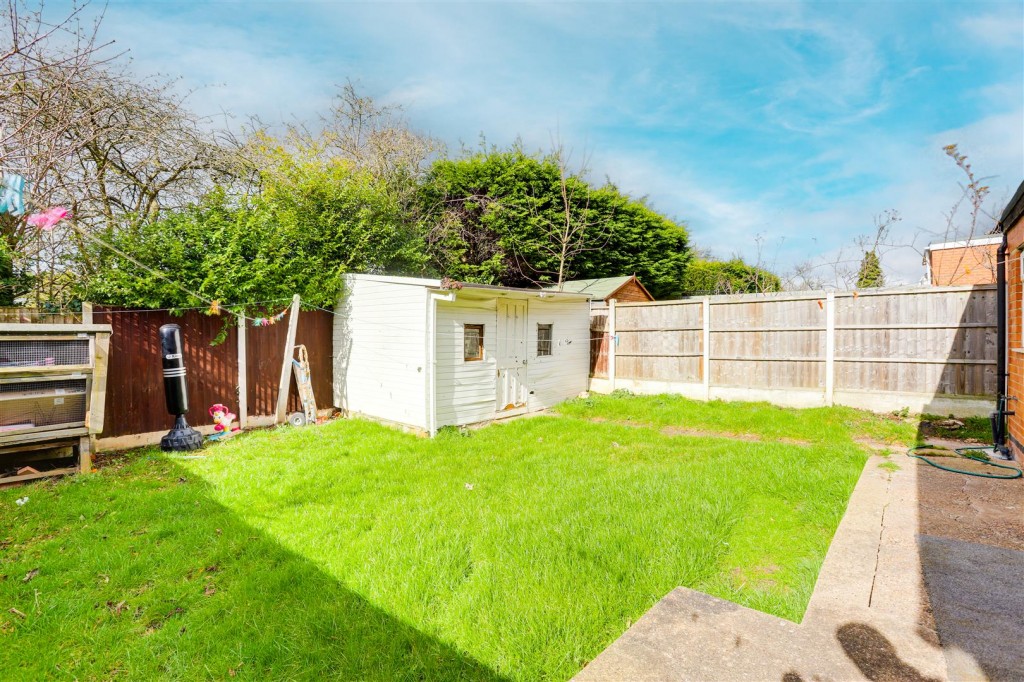 Dovedale Road, Bakersfield, Nottinghamshire, NG3 7GS