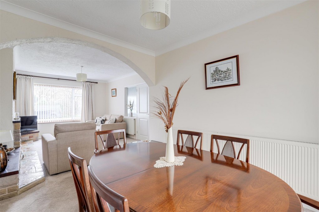 Wyvern Avenue, Long Eaton, Nottinghamshire, NG10 1AE