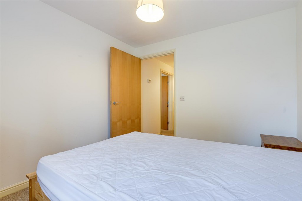 Woodthorpe Drive, Woodthorpe, Nottinghamshire, NG5 4AT