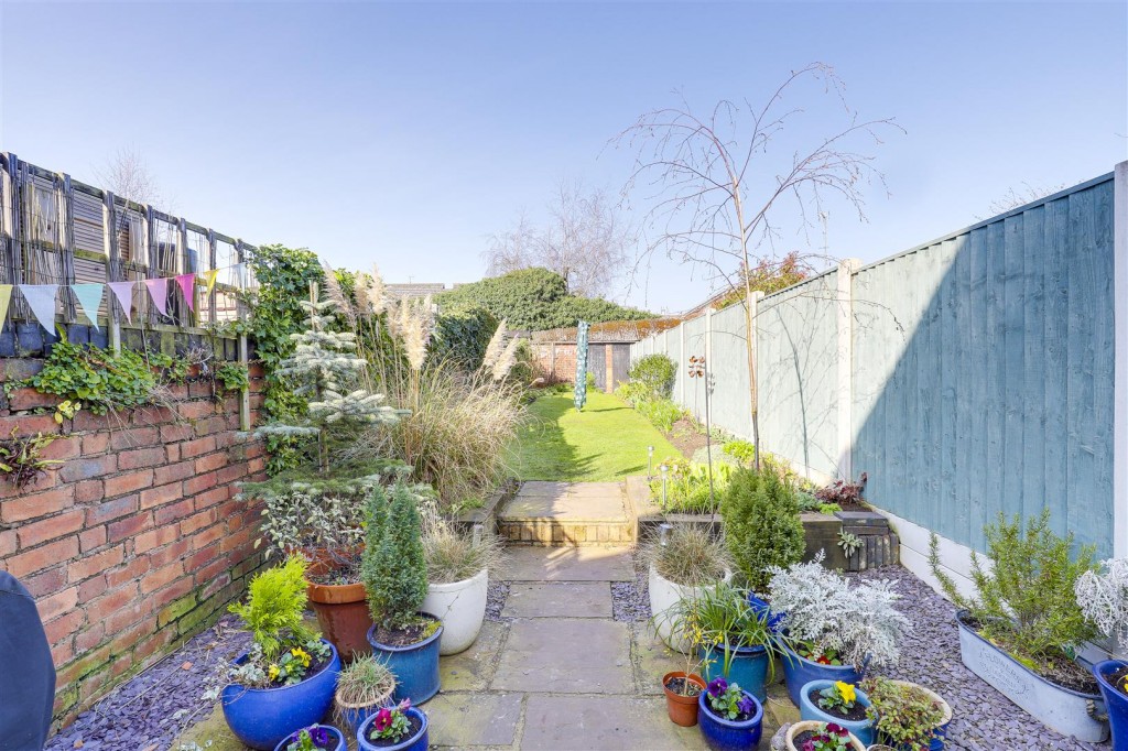 Montague Road, Hucknall, Nottinghamshire, NG15 7DT