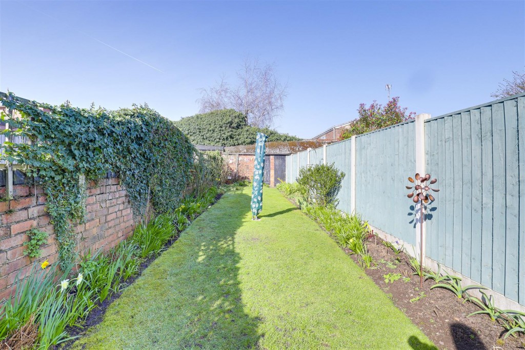 Montague Road, Hucknall, Nottinghamshire, NG15 7DT