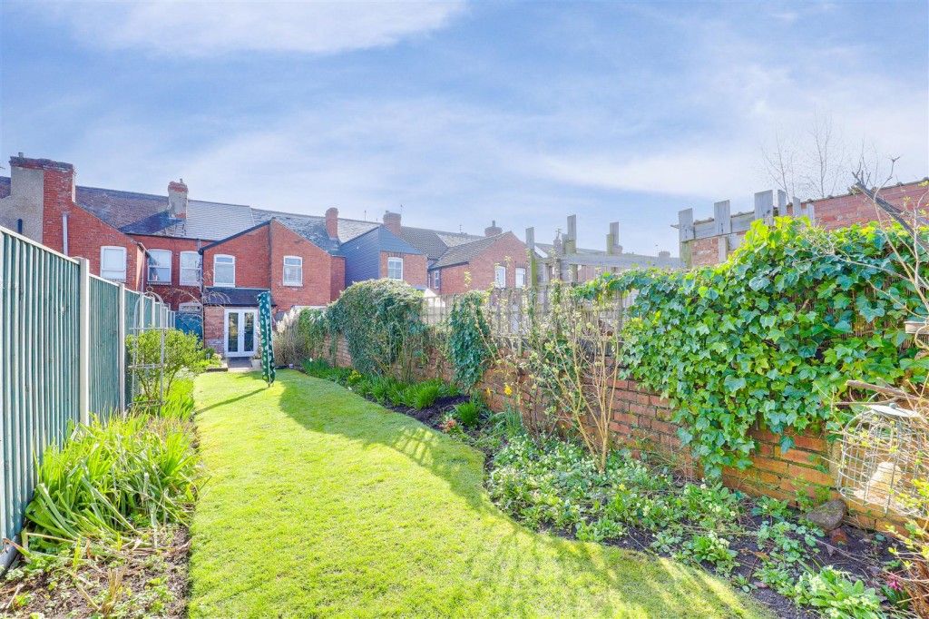 Montague Road, Hucknall, Nottinghamshire, NG15 7DT