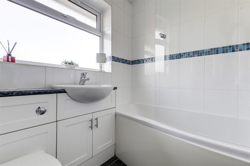Collingwood Road, Long Eaton, Derbyshire, NG10 1DU