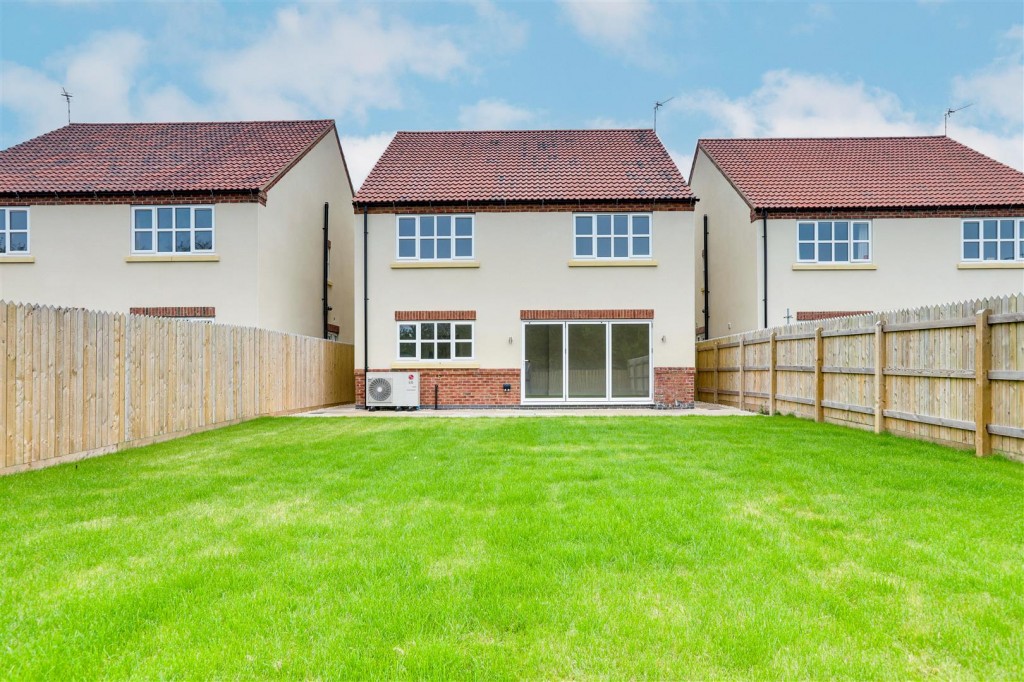 Wild Hill, Fackley, Sutton-In-Ashfield, NG17 3JE