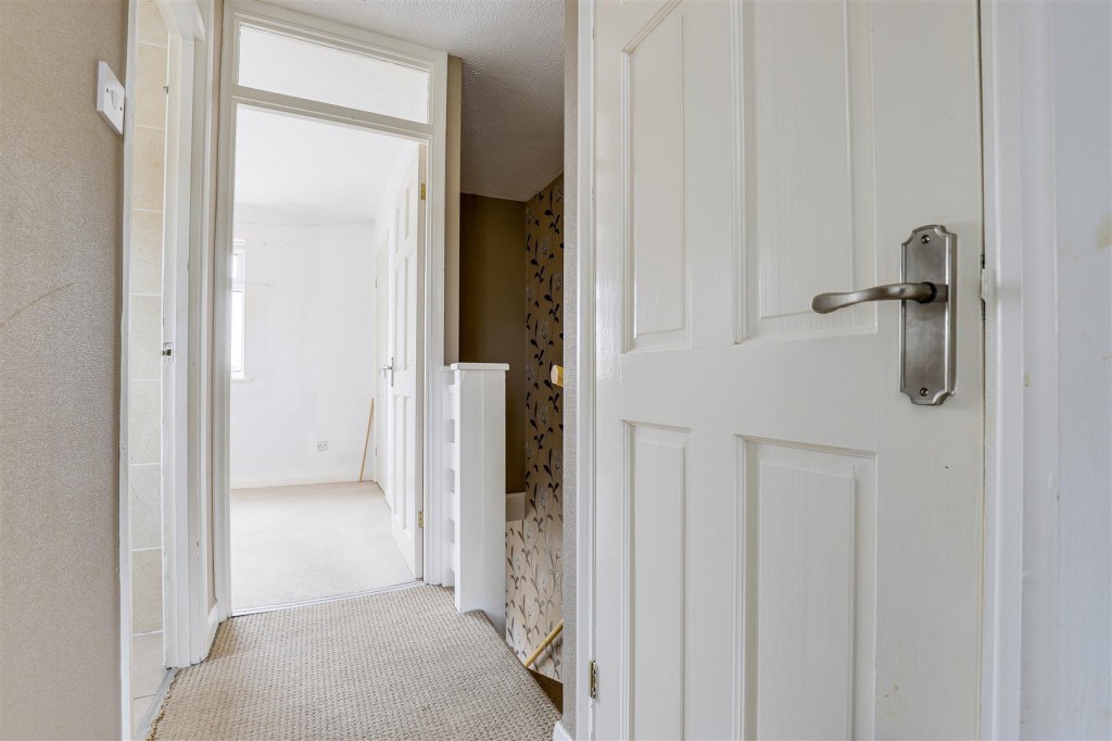 Oak Tree Close, Hucknall, Nottinghamshire, NG15 6SE