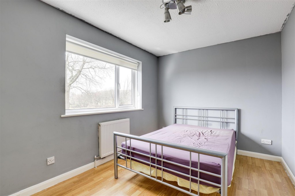 Oak Tree Close, Hucknall, Nottinghamshire, NG15 6SE