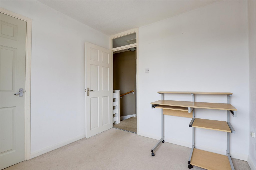 Oak Tree Close, Hucknall, Nottinghamshire, NG15 6SE