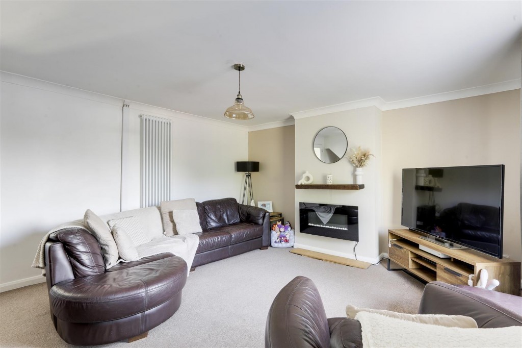 Cherry Orchard Mount, Bestwood Park, Nottinghamshire, NG5 5TH