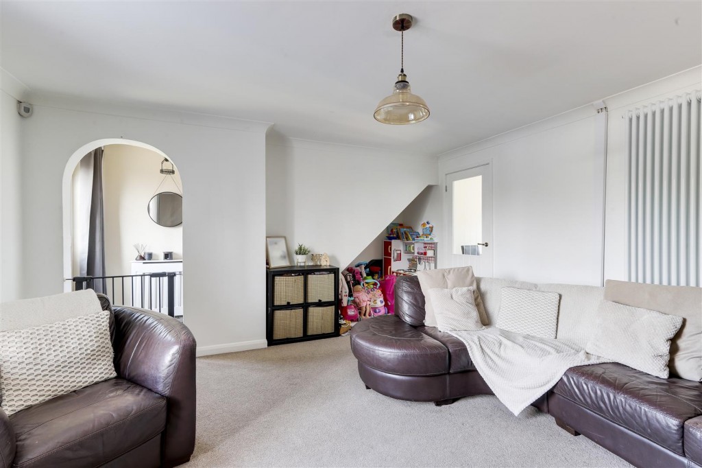 Cherry Orchard Mount, Bestwood Park, Nottinghamshire, NG5 5TH
