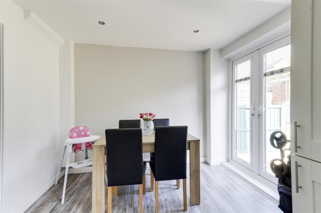 Cherry Orchard Mount, Bestwood Park, Nottinghamshire, NG5 5TH