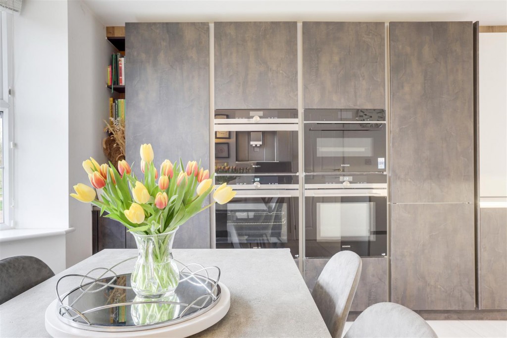 Chestnut Drive, Cotgrave, Nottinghamshire, NG12 3TZ
