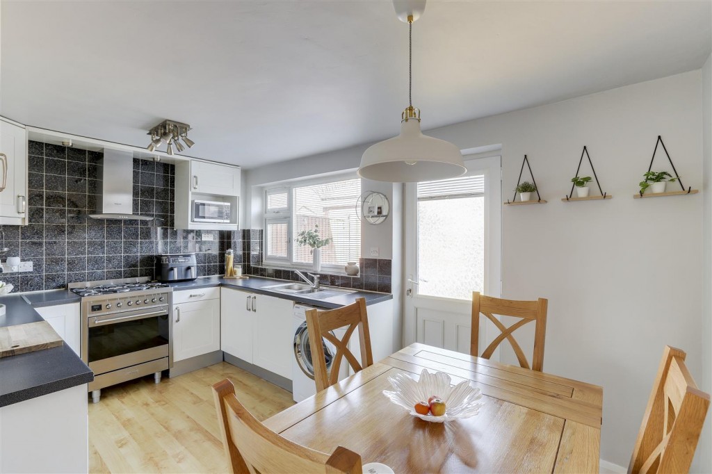 Holbeck Road, Hucknall, Nottinghamshire, NG15 7SR
