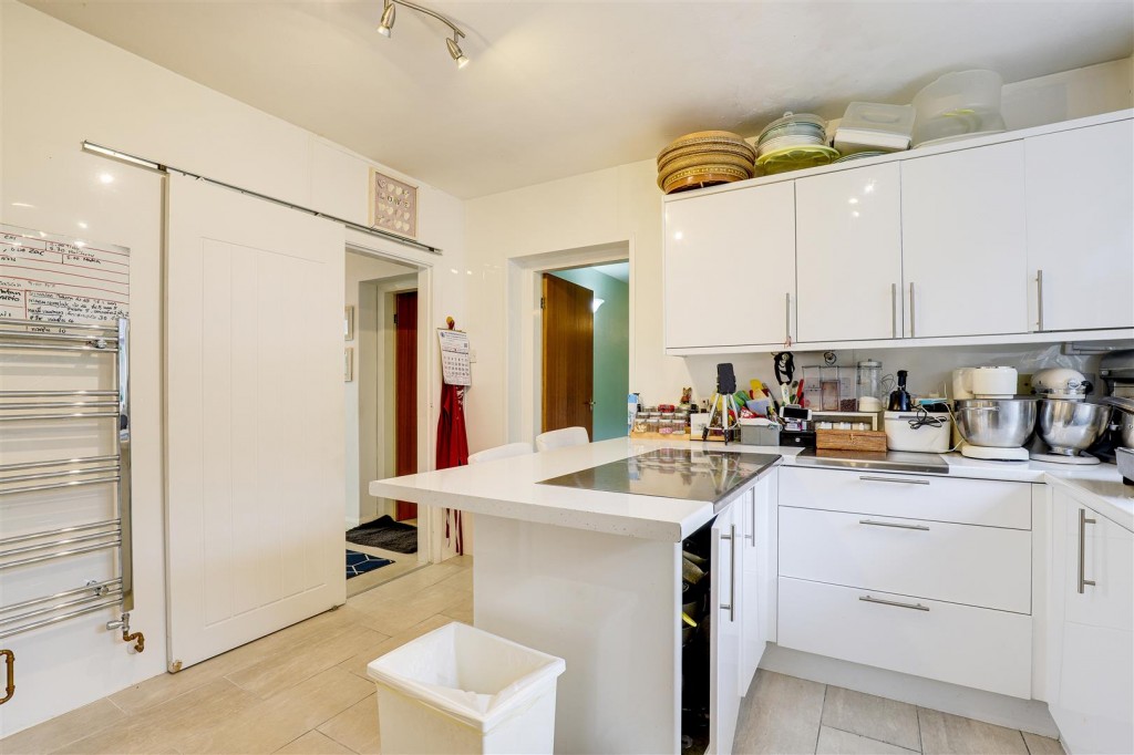 Cavendish Road, Carlton, Nottinghamshire, NG4 3RY