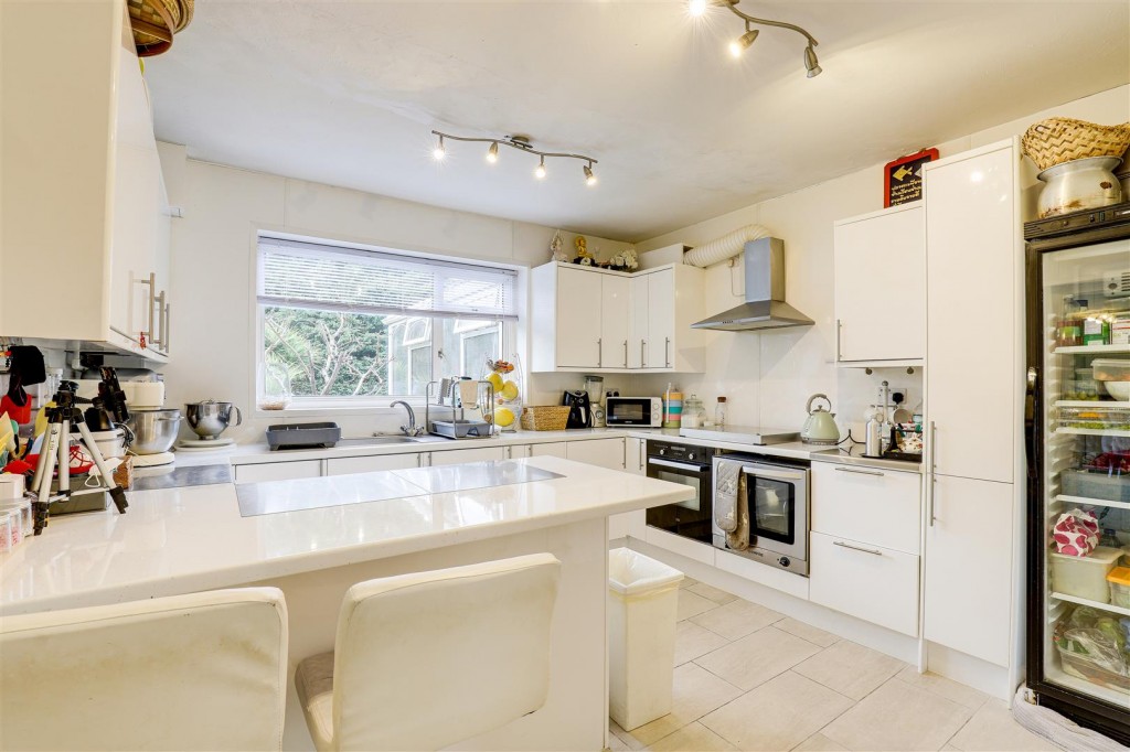 Cavendish Road, Carlton, Nottinghamshire, NG4 3RY