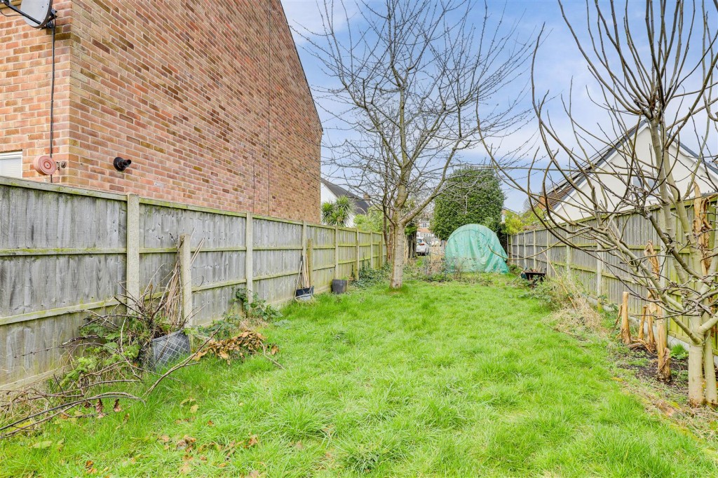 Cavendish Road, Carlton, Nottinghamshire, NG4 3RY