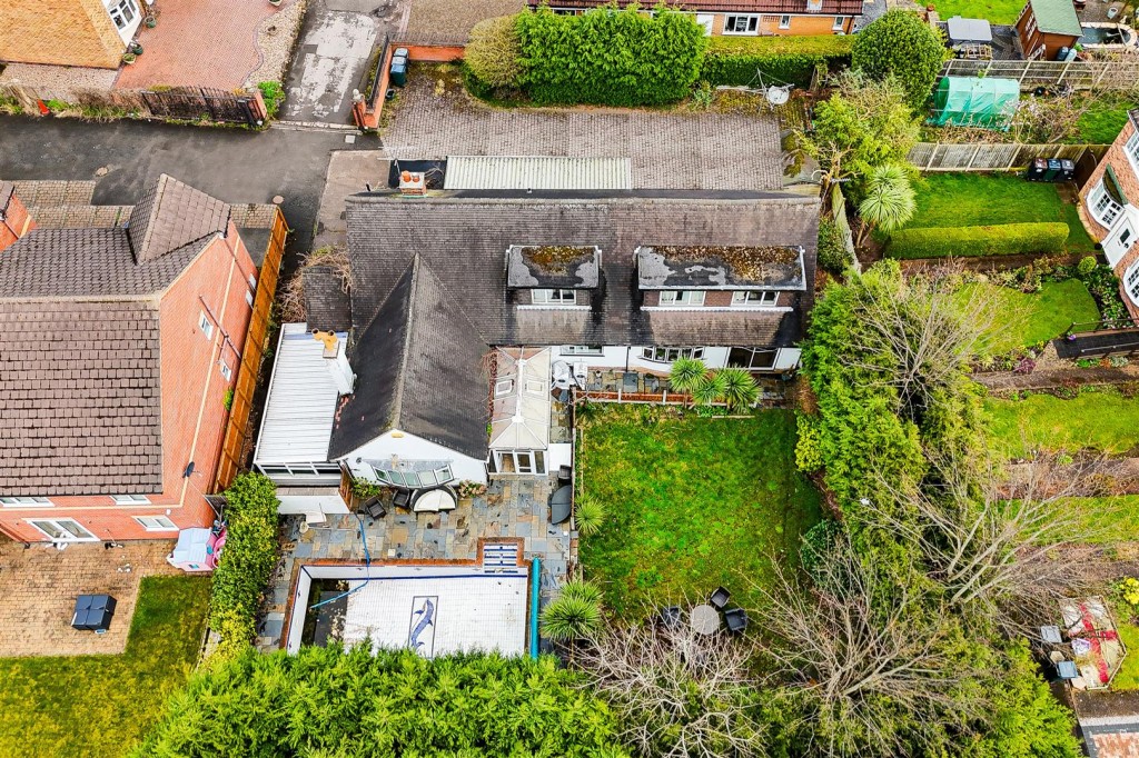 Cavendish Road, Carlton, Nottinghamshire, NG4 3RY