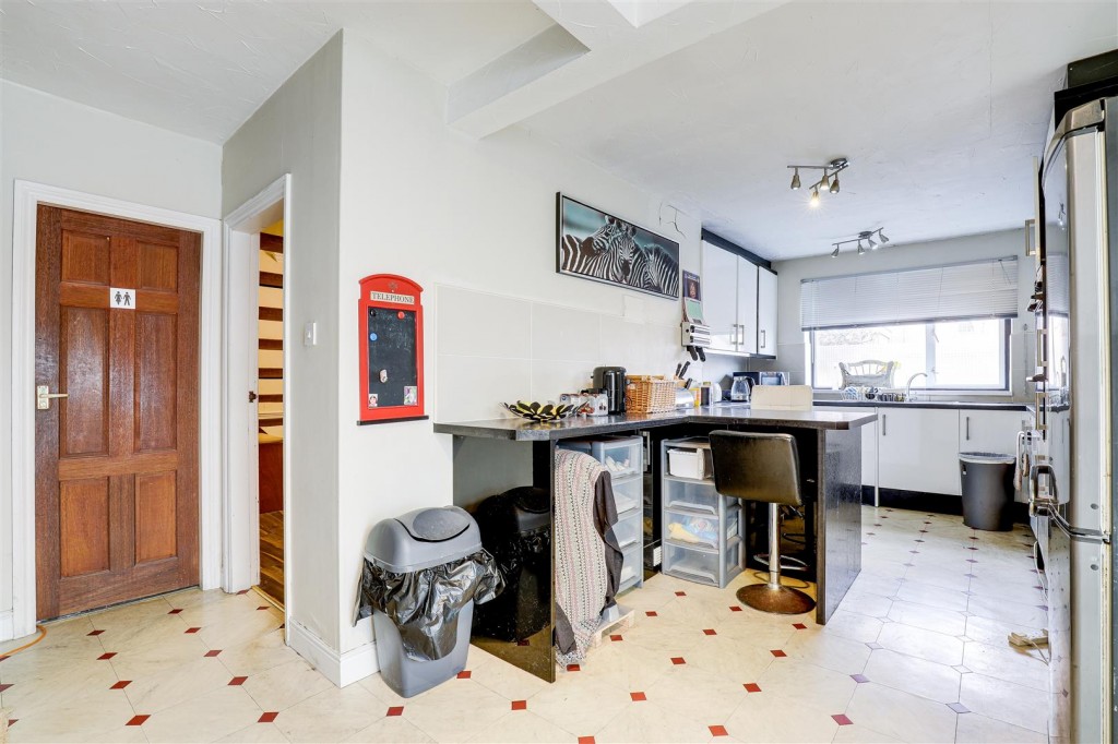 Cavendish Road, Carlton, Nottinghamshire, NG4 3RY