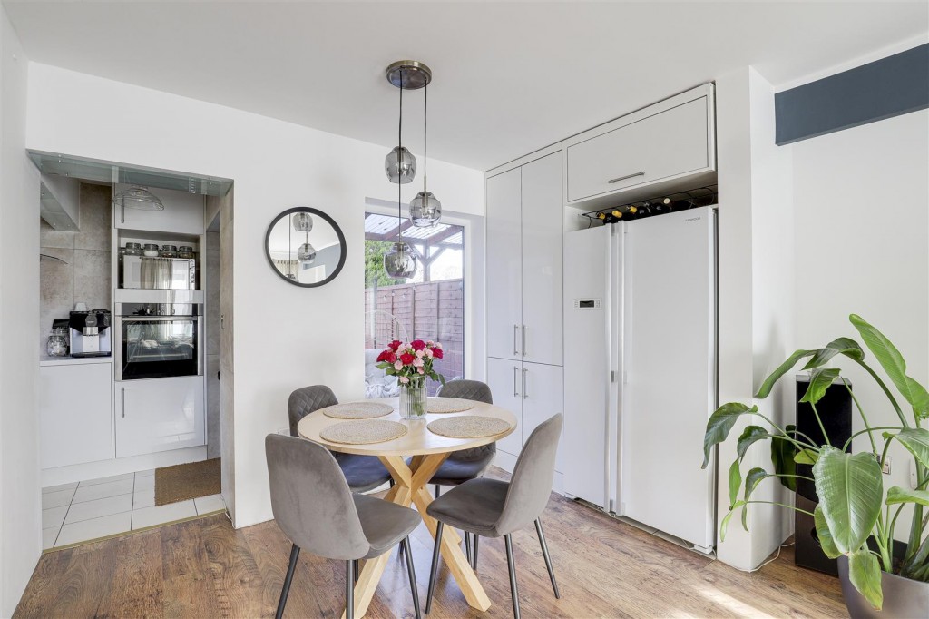 Alderton Road, Sherwood, Nottinghamshire, NG5 6DX