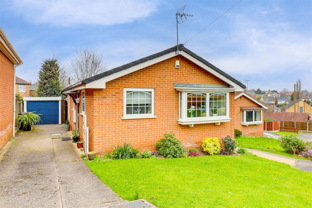 Morello Avenue, Carlton, Nottinghamshire, NG4 3BU