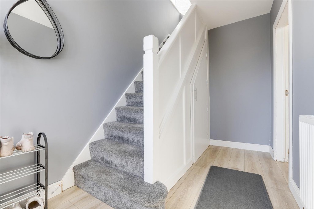 Shortwood Avenue, Hucknall, Nottinghamshire, NG15 6DA