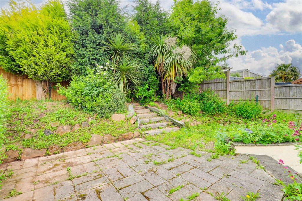 Valetta Road, Arnold, Nottinghamshire, NG5 7LW