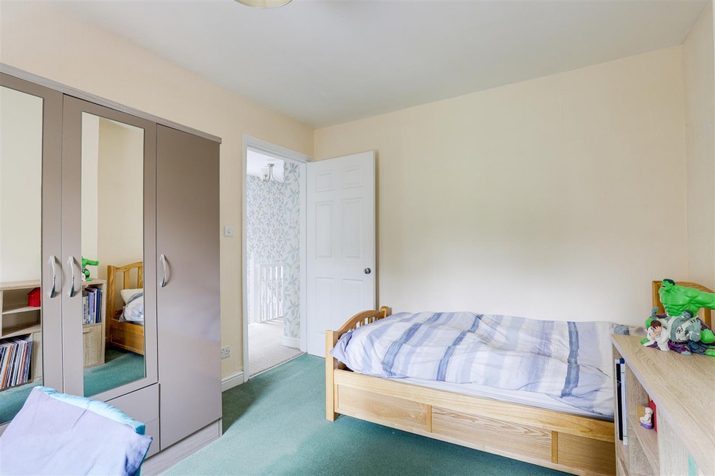 Calverton Road, Arnold, Nottinghamshire, NG5 8FR