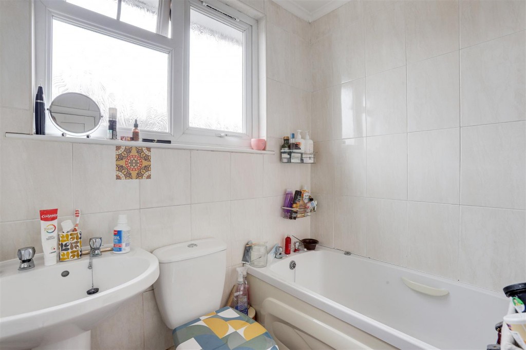 Ford Street, New Basford, Nottinghamshire, NG7 7BD
