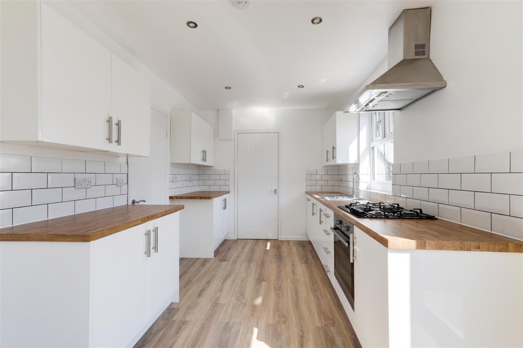 Graylands Road, Bilborough, Nottinghamshire, NG8 4FJ