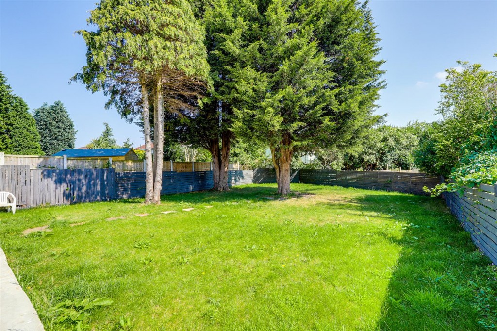 Graylands Road, Bilborough, Nottinghamshire, NG8 4FJ