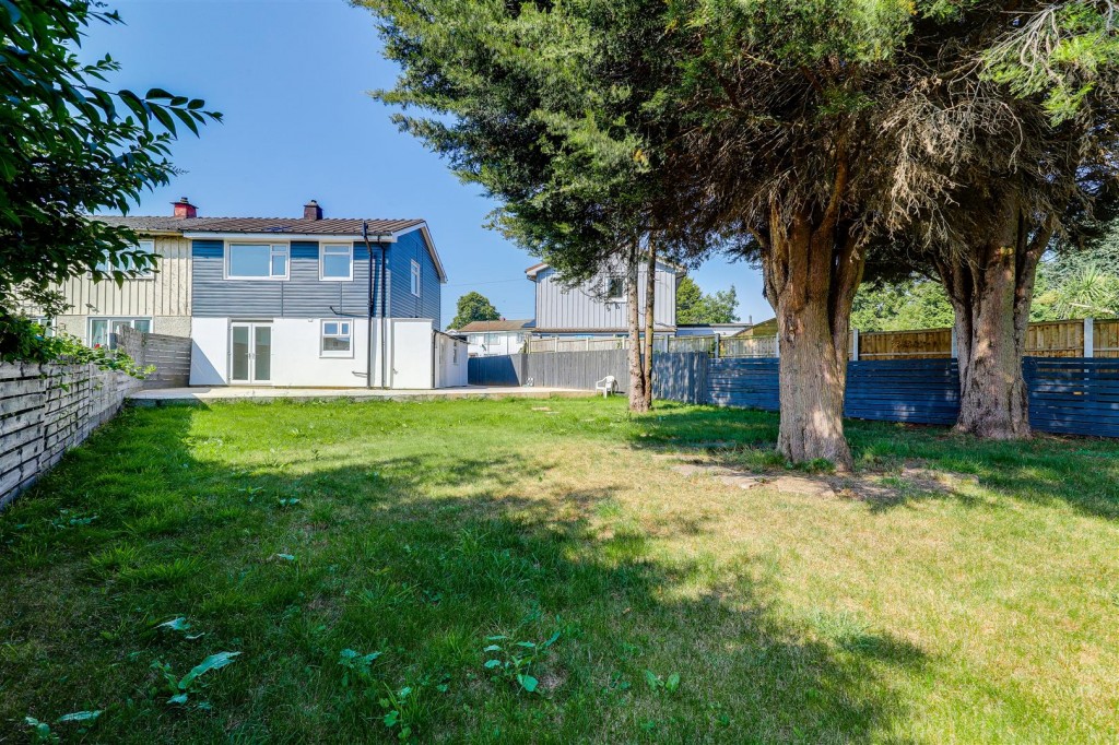 Graylands Road, Bilborough, Nottinghamshire, NG8 4FJ