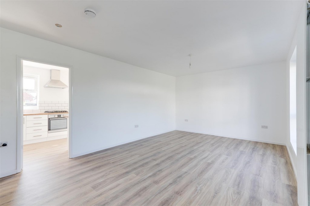 Graylands Road, Bilborough, Nottinghamshire, NG8 4FJ