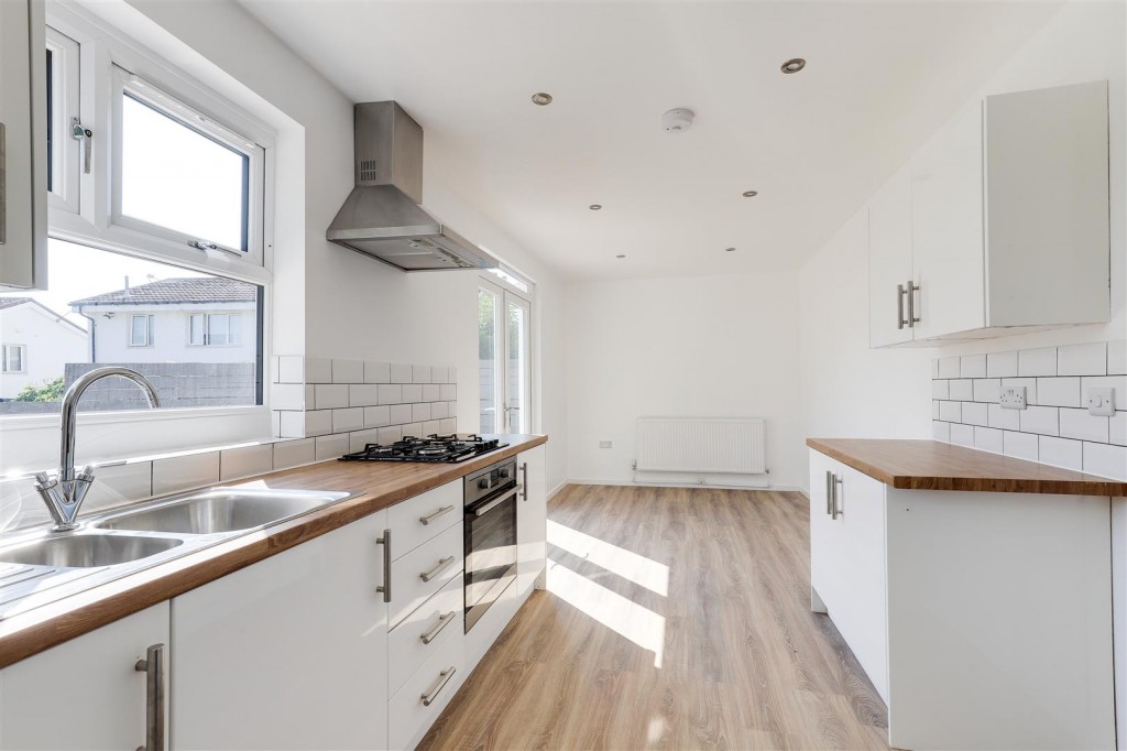 Graylands Road, Bilborough, Nottinghamshire, NG8 4FJ