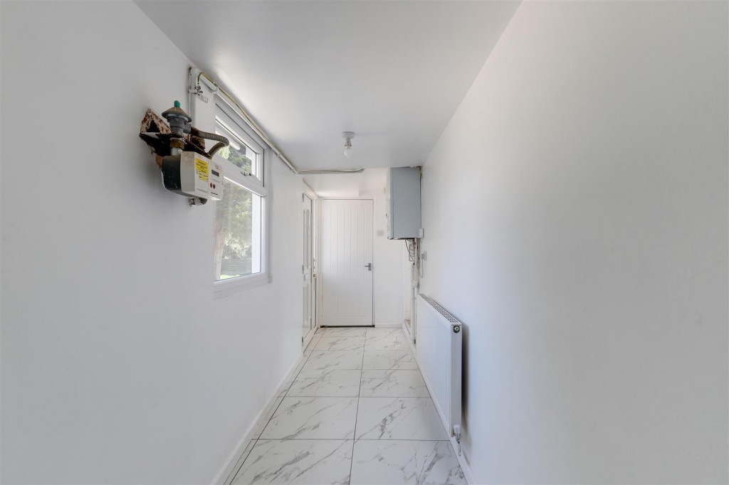Graylands Road, Bilborough, Nottinghamshire, NG8 4FJ