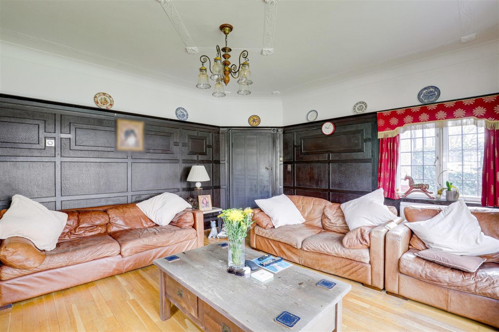 Thorncliffe Road, Mapperley Park, Nottinghamshire, NG3 5BQ