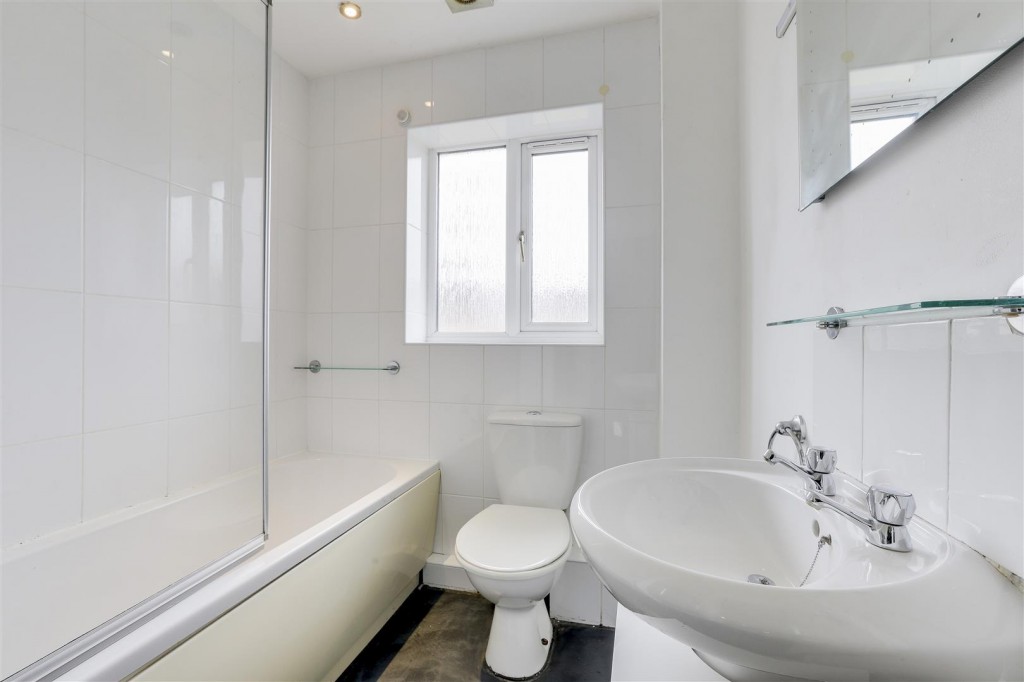 Armitage Drive, Long Eaton, Derbyshire, NG10 2EZ