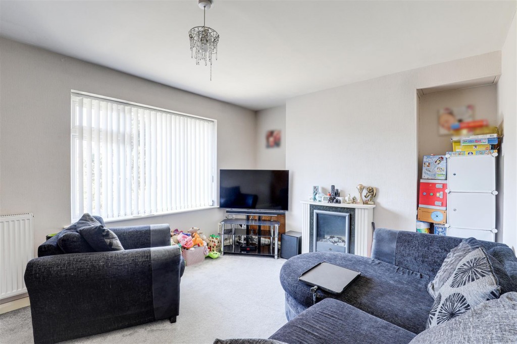 Naseby Close, Heathfield, Nottinghamshire, NG5 1NU