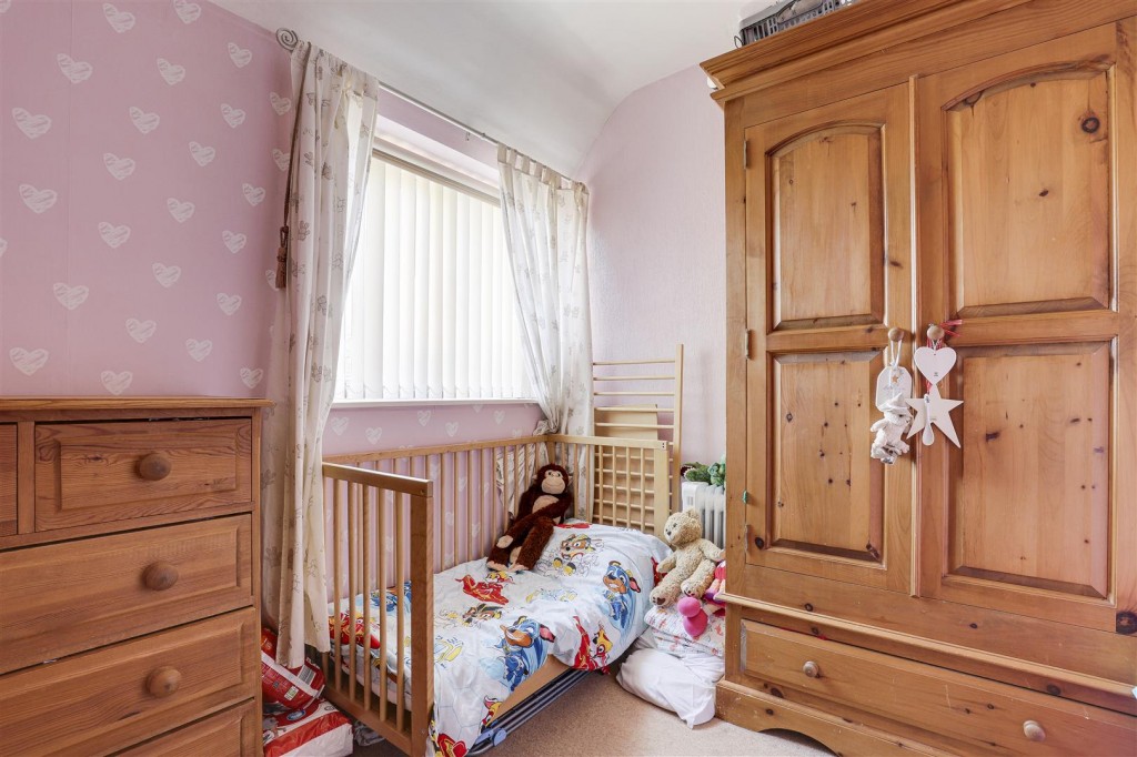Naseby Close, Heathfield, Nottinghamshire, NG5 1NU