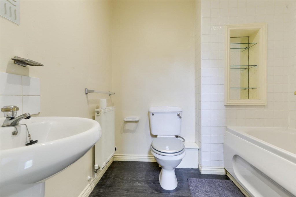 Sheridan Way, Sherwood, Nottinghamshire, NG5 1QH