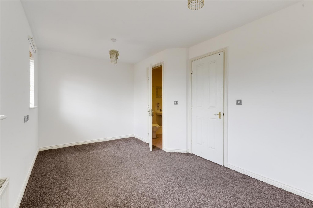 Sheridan Way, Sherwood, Nottinghamshire, NG5 1QH
