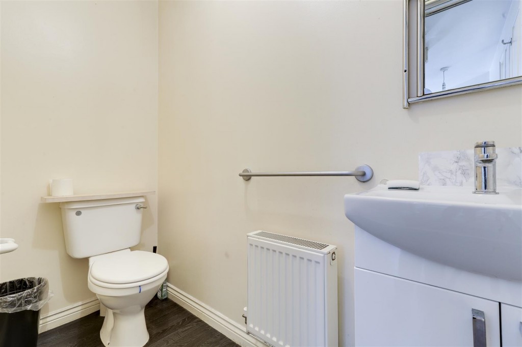 Sheridan Way, Sherwood, Nottinghamshire, NG5 1QH