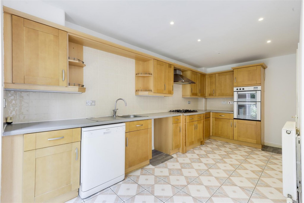 Sheridan Way, Sherwood, Nottinghamshire, NG5 1QH