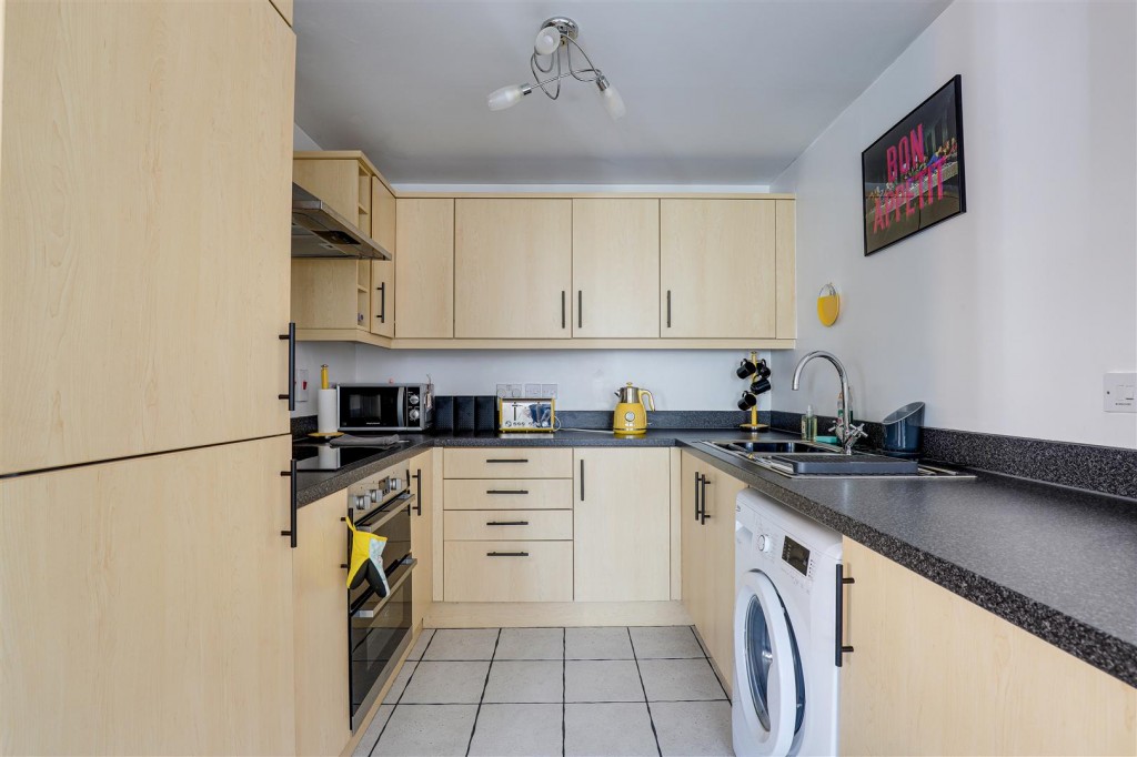 Thomas Forman Court, Stanhope Avenue, Carrington, Nottinghamshire, NG5 1QY