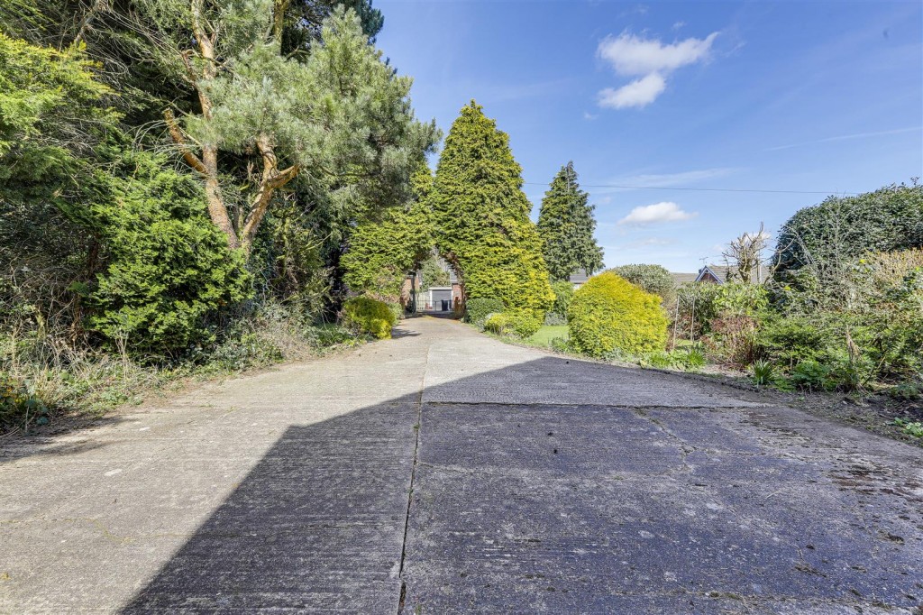 Nottingham Road, Selston, Nottinghamshire, NG16 6BX