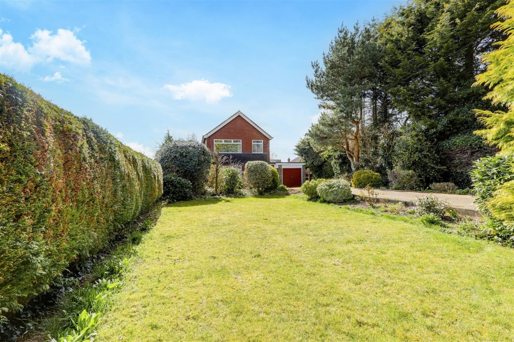 Nottingham Road, Selston, Nottinghamshire, NG16 6BX