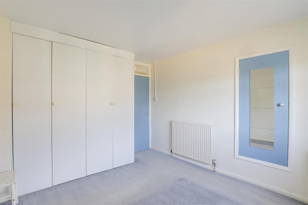 Maythorne Walk, Arnold, Nottinghamshire, NG5 5RG