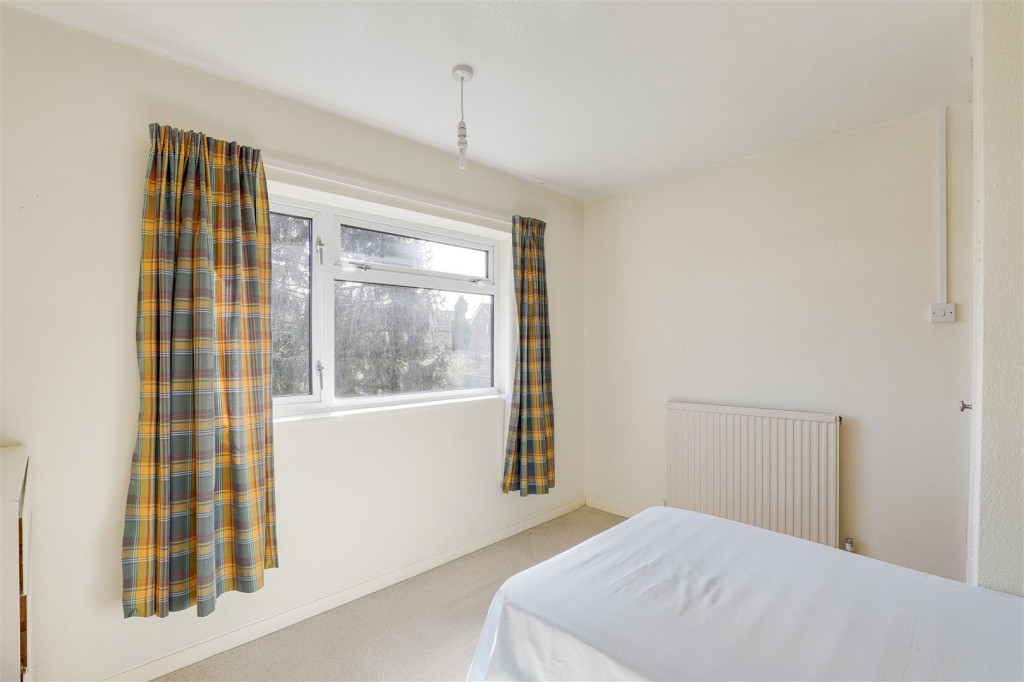 Maythorne Walk, Arnold, Nottinghamshire, NG5 5RG