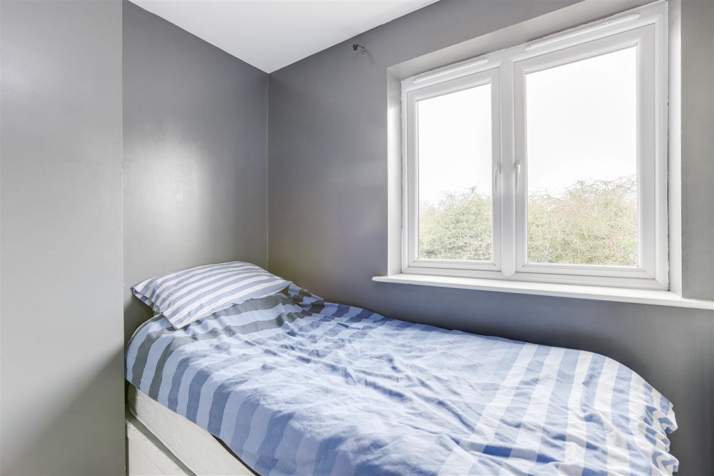 Dexters Grove, Hucknall, Nottinghamshire, NG15 6UW