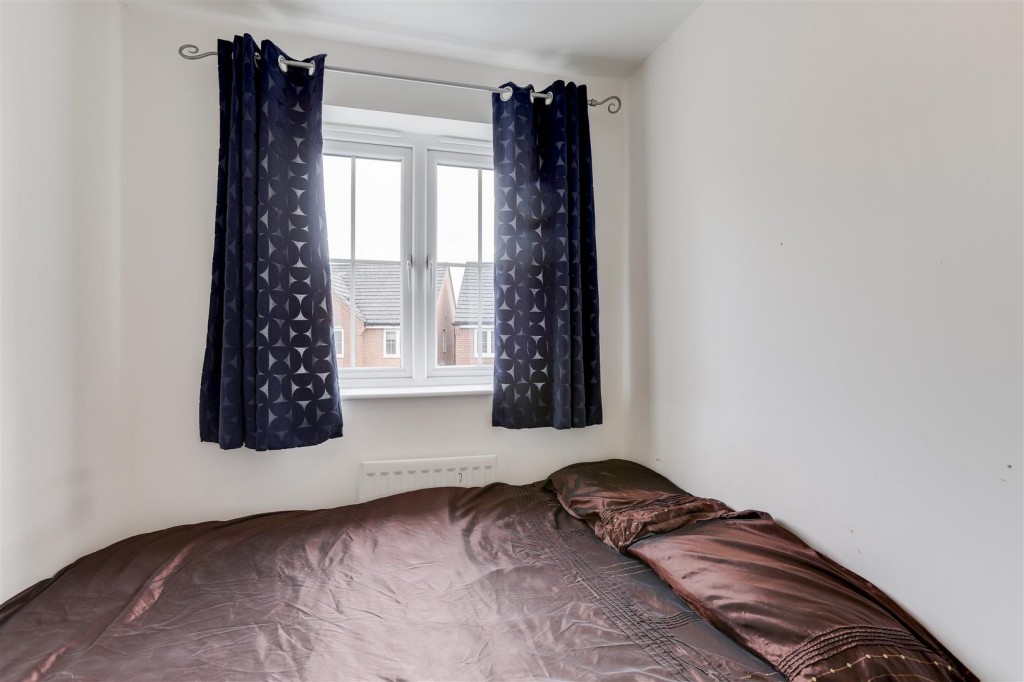Dexters Grove, Hucknall, Nottinghamshire, NG15 6UW