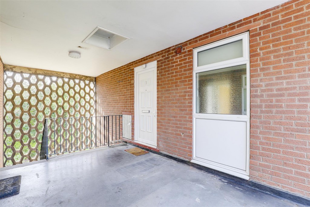 Priory Court, Friday Lane, Gedling, Nottinghamshire, NG4 3LJ