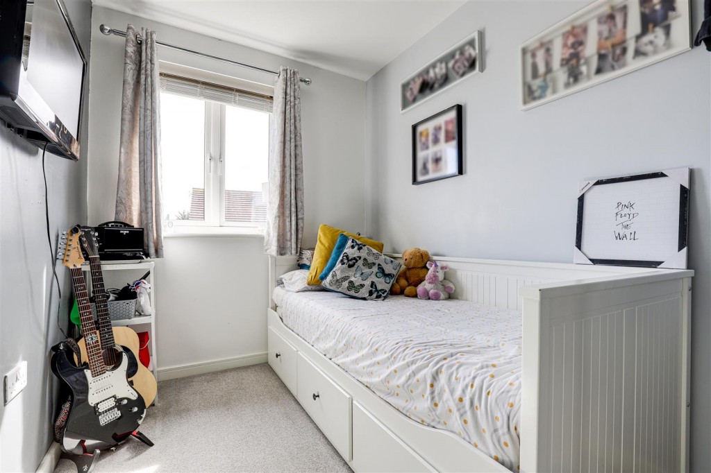 Bass Close, Linby, Nottinghamshire, NG15 8JW